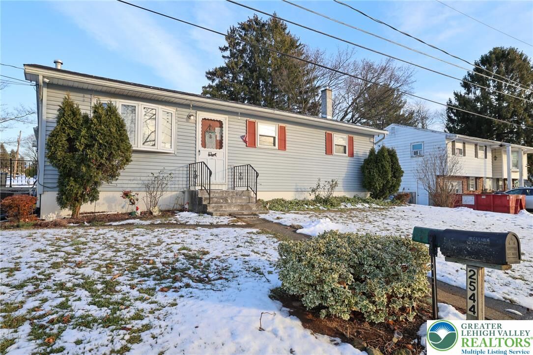 Property Photo:  2544 5th Street  PA 18020 
