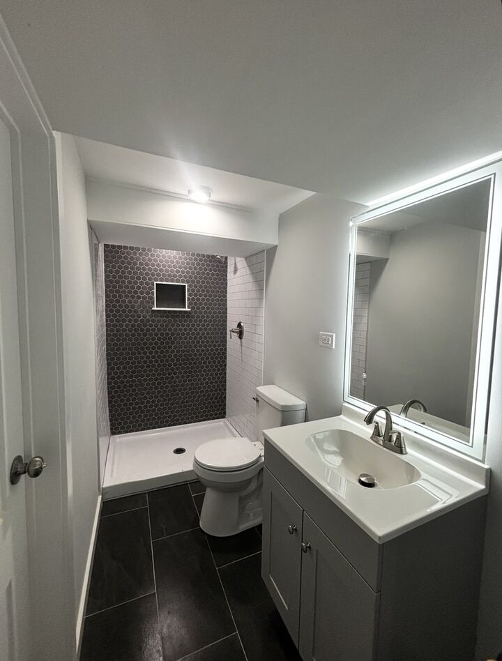 Property Photo:  10030 S Luella Avenue  IL 60617 