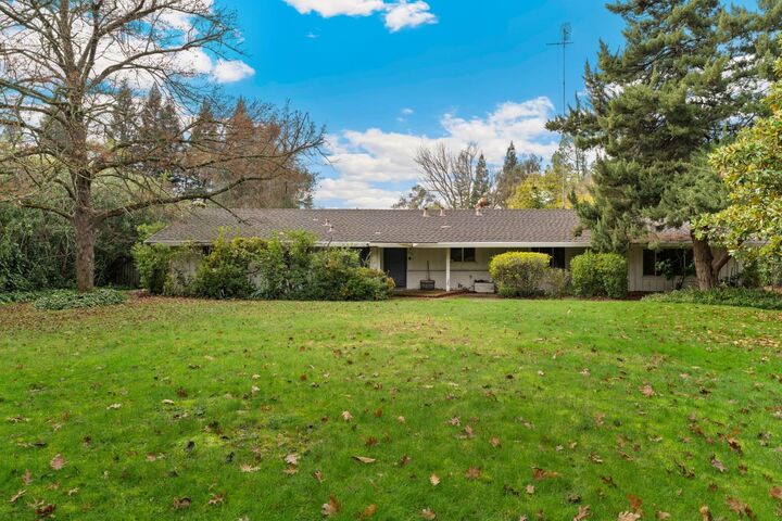 Property Photo: 1831 Maple Glen Road CA 95864