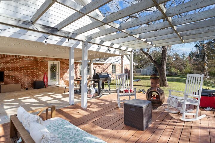 Property Photo: 327 J And H Lane TX 75964