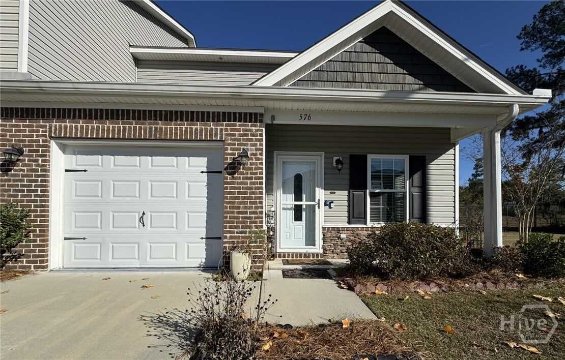 Property Photo:  576 Governor Treutlen Circle  GA 31322 