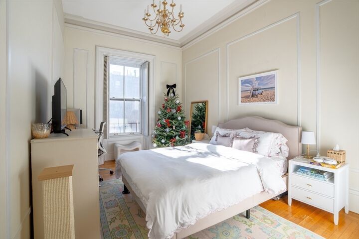 Property Photo:  127 Beacon St 32  MA 02116 