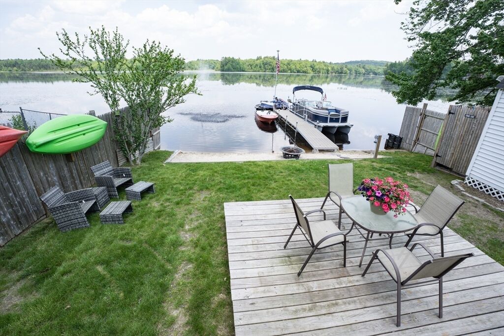 Property Photo:  15 Maple St  NH 03848 