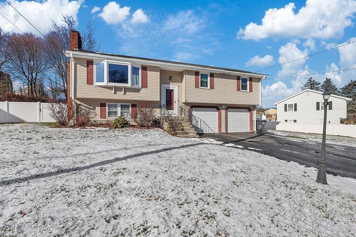 Property Photo:  8 Bandy Ln  MA 01757 