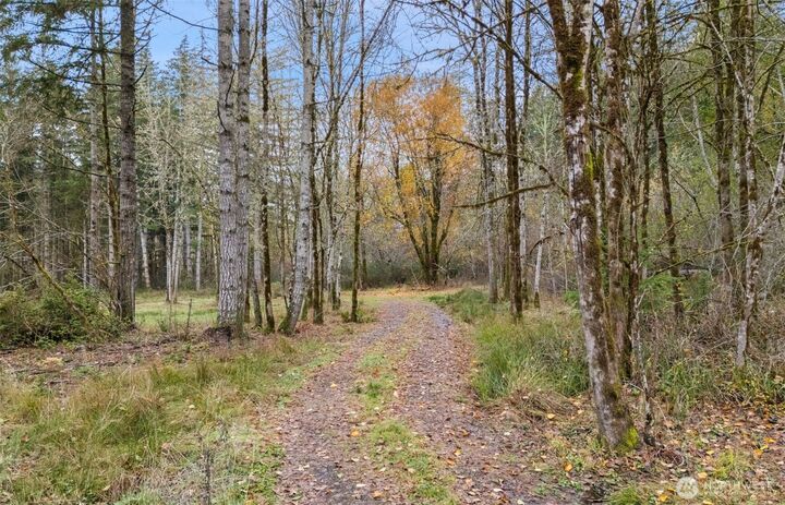 Property Photo: 6191 E Pickering Road WA 98584