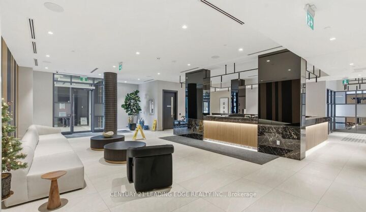 Property Photo:  2545 Simcoe Street N 403  ON L1L 0W3 