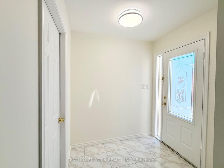 Property Photo:  72 Bendamere Crescent  ON L3P 6X8 