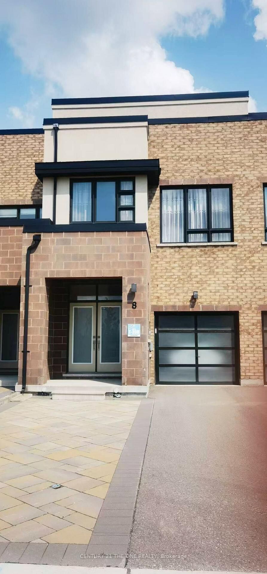 Property Photo:  8 Anchusa Drive  ON L4E 0Z2 