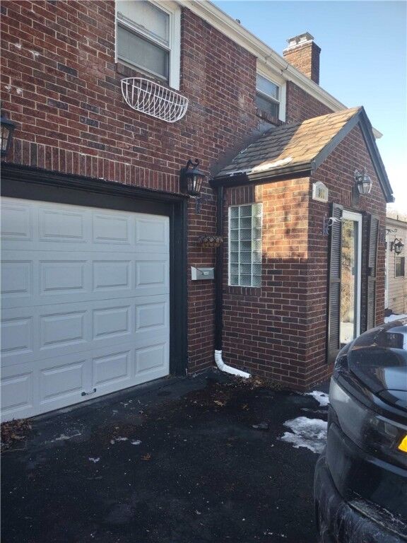 Property Photo: 300 Highland Rd PA 15235