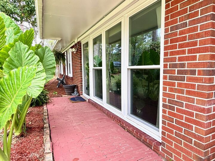 Property Photo:  2212 Pembroke Drive  GA 31707 