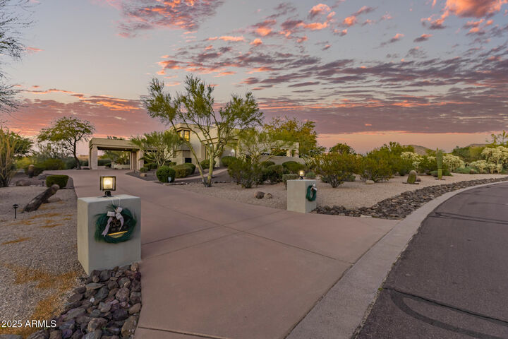 Property Photo:  9350 E Via Del Sol Drive  AZ 85255 