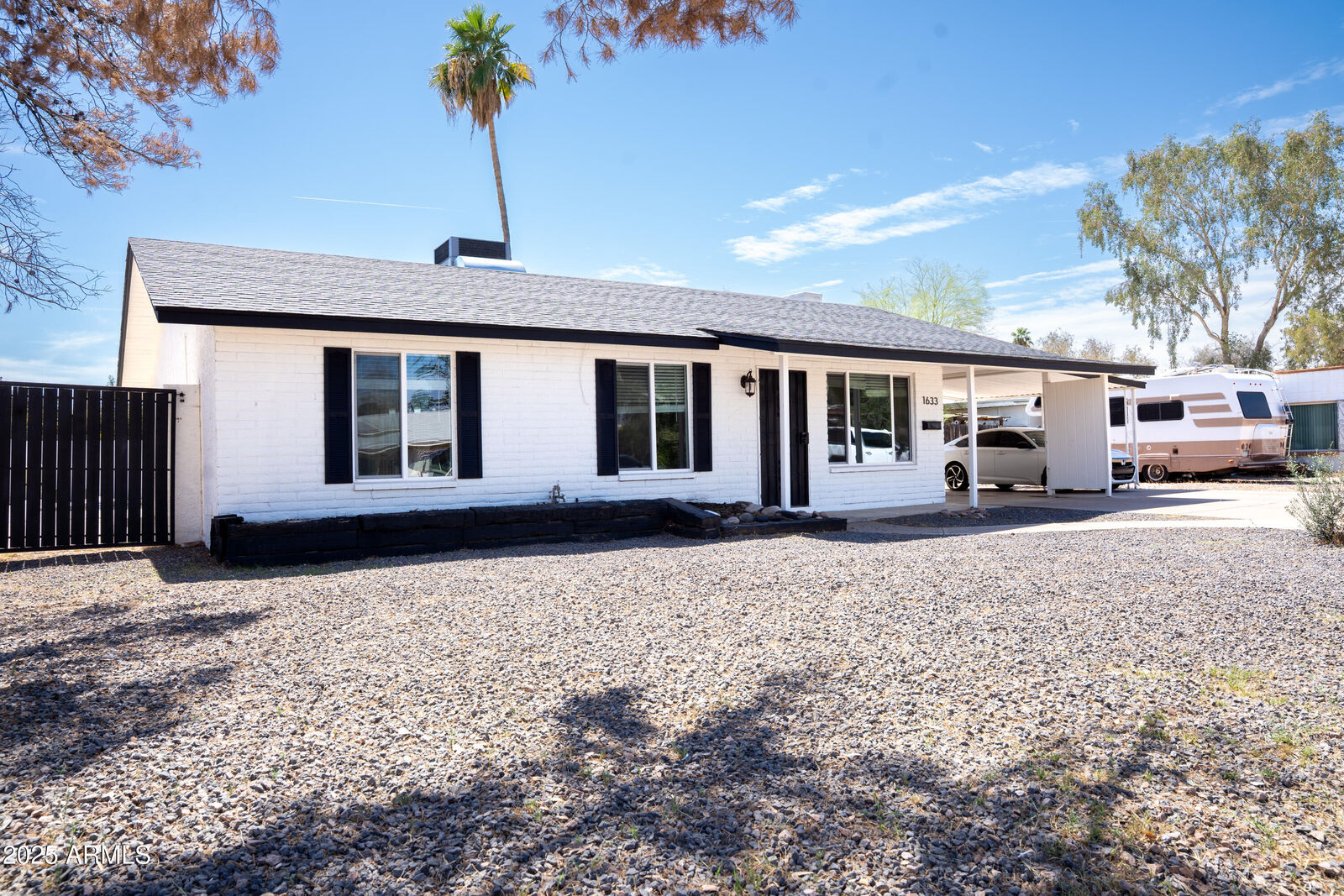 Property Photo:  1633 E Wesleyan Drive E  AZ 85282 