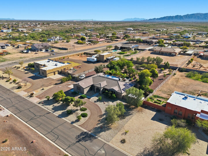 Property Photo:  22721 W Mark Lane  AZ 85361 