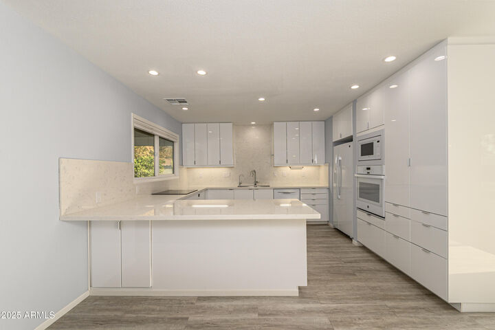 Property Photo:  12727 W Maplewood Drive  AZ 85375 