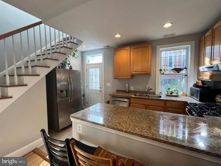 Property Photo:  1610 4th Street NW  DC 20001 