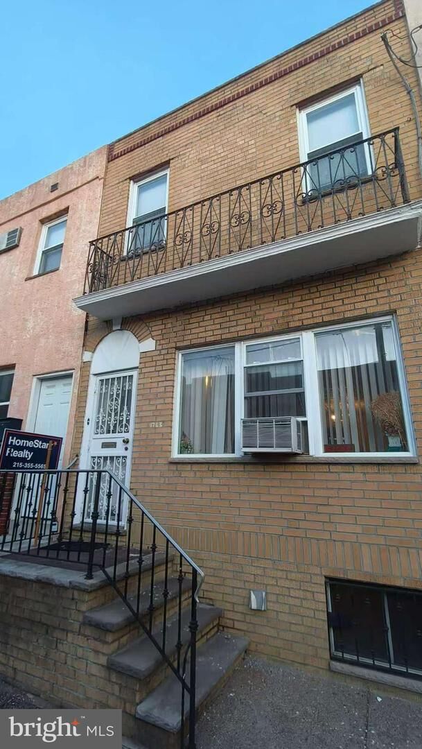 Property Photo:  1733 S 9th Street  PA 19148 