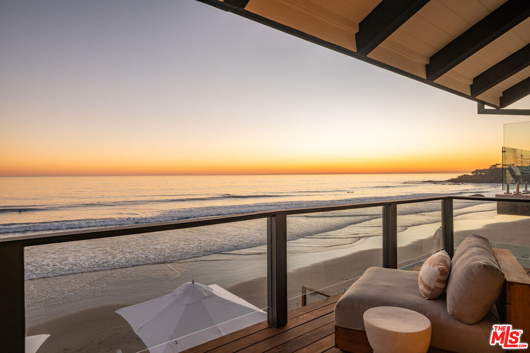 Property Photo:  31376 Broad Beach Rd  CA 90265 