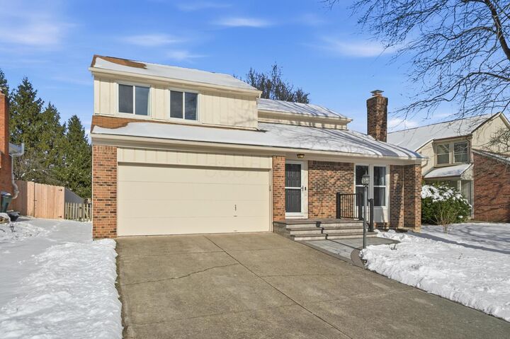 Property Photo:  1986 Sutter Parkway  OH 43016 