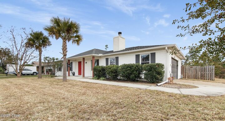 Property Photo:  3728 Greentree Place  FL 32405 