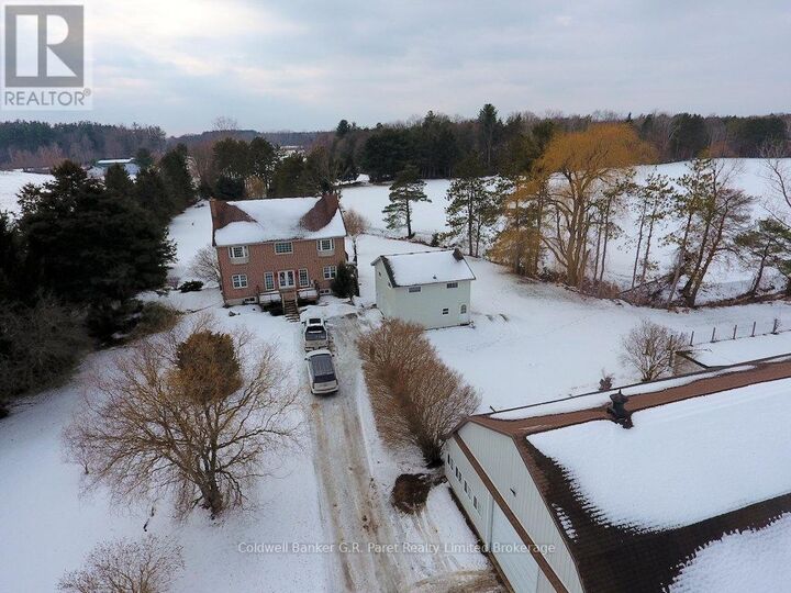 Photo de la propriété: 141 24 Highway East ON N0E 1P0