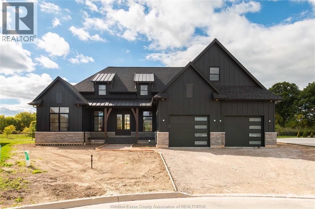 Property Photo:  38 York  ON N9Y 0G3 