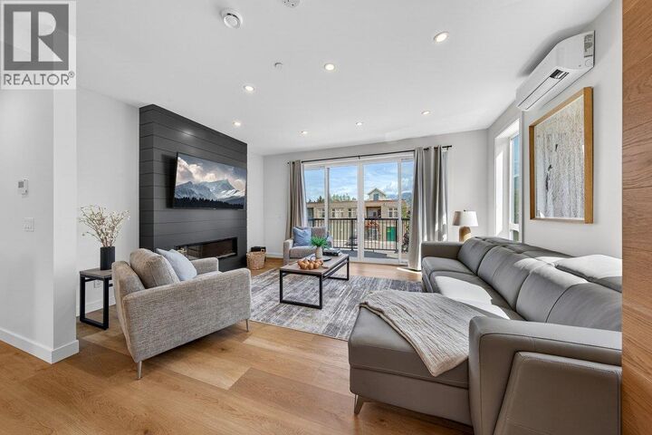 Property Photo: 510 14th Street 406 BC V0A 1K0