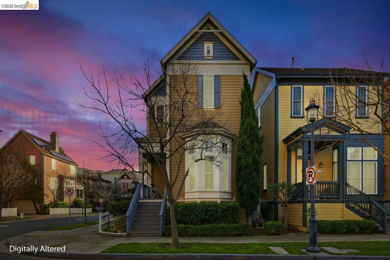 Property Photo:  2054 Clark St  CA 94547 