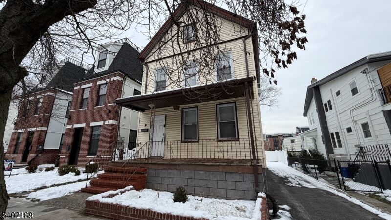 Property Photo:  9 Washington St 1  NJ 07042 