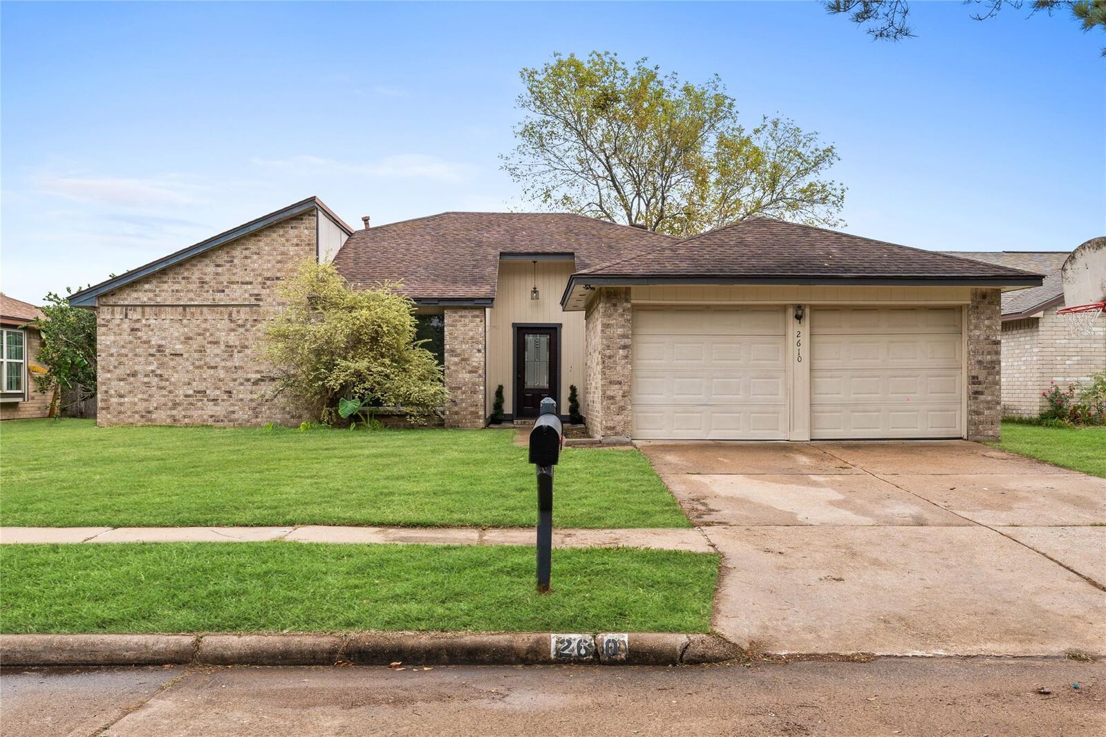 Property Photo:  2610 Hollymist Drive  TX 77084 