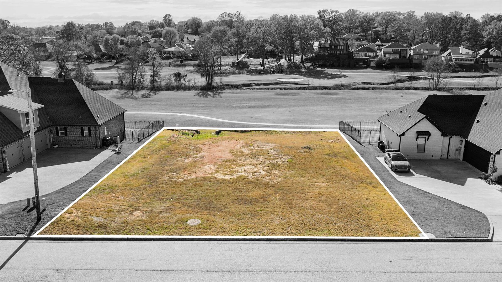 Property Photo: 2907 Fairway Oaks Lane TX 75605