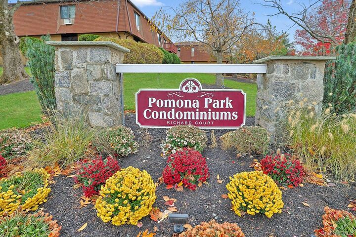 Property Photo:  198 Richard Court  NY 10970 