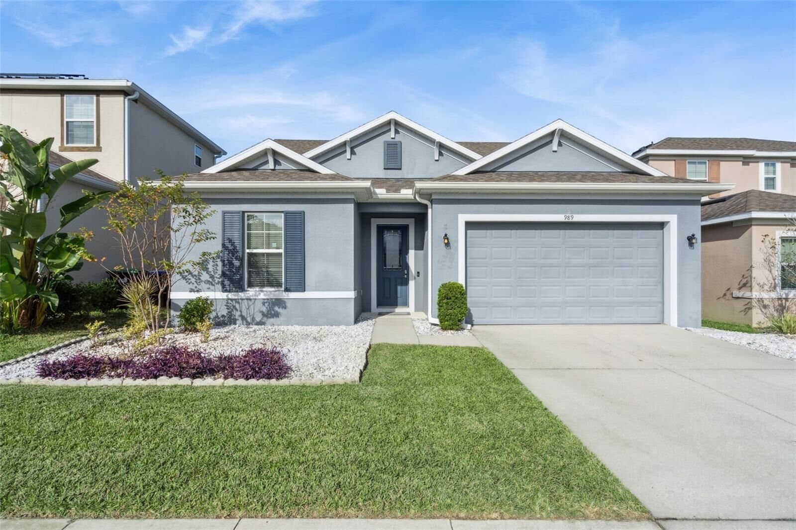 Property Photo: 989 Maypole Drive FL 32703