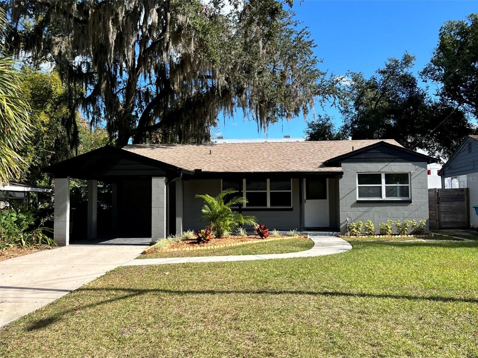 Property Photo: 113 S Glenwood Avenue FL 32803