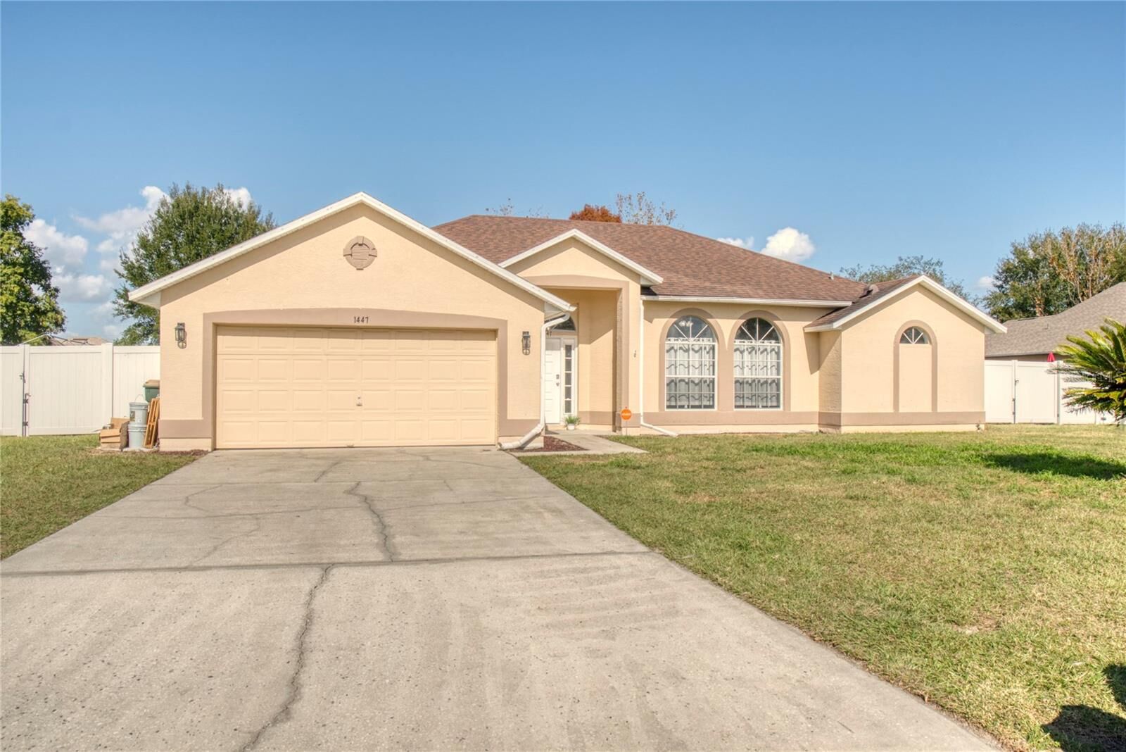 Property Photo:  1447 Kingston Way  FL 34744 