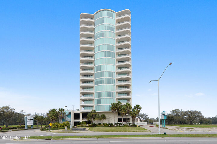 Property Photo:  2060 Beach Boulevard  MS 39531 