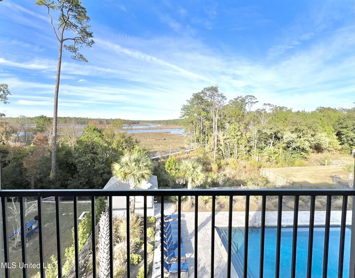 Property Photo:  2501 Bienville Boulevard  MS 39564 