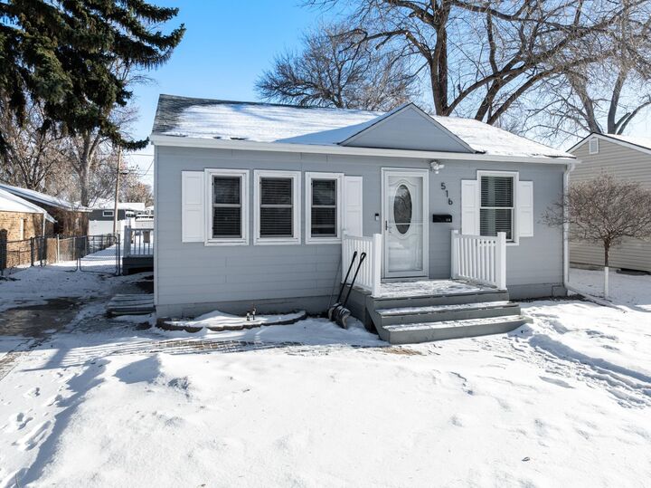 Property Photo:  516 19th St NW  ND 58703 