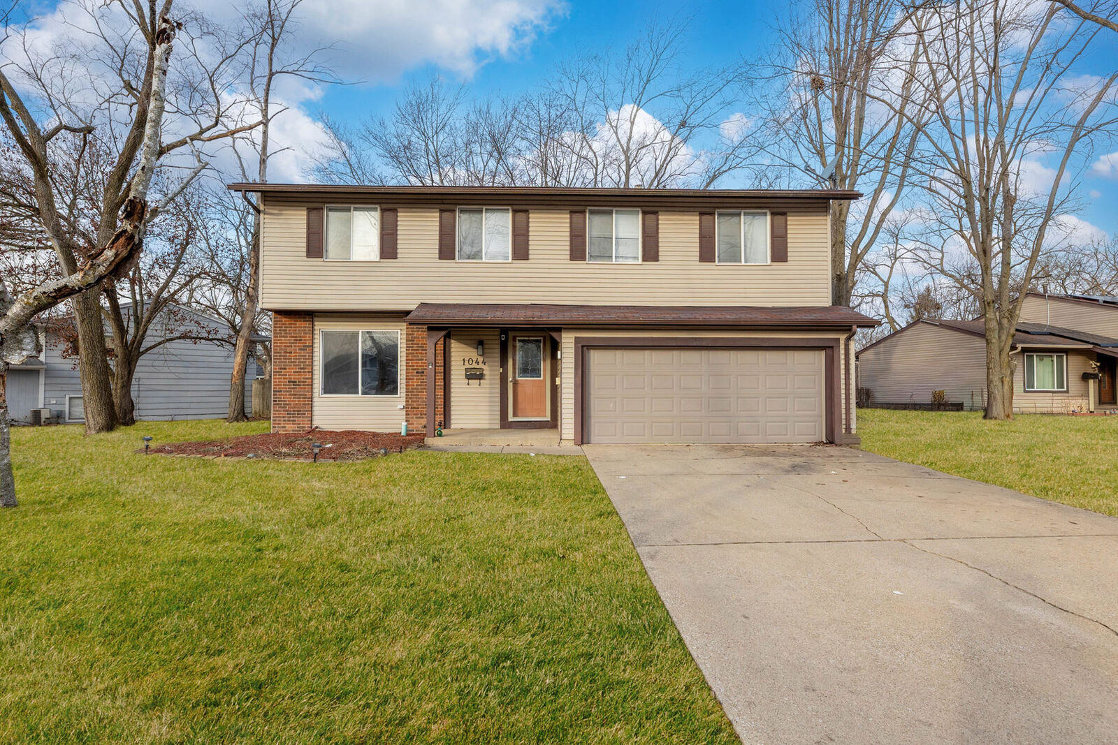 Property Photo:  1044 Samson Drive  IL 60484 