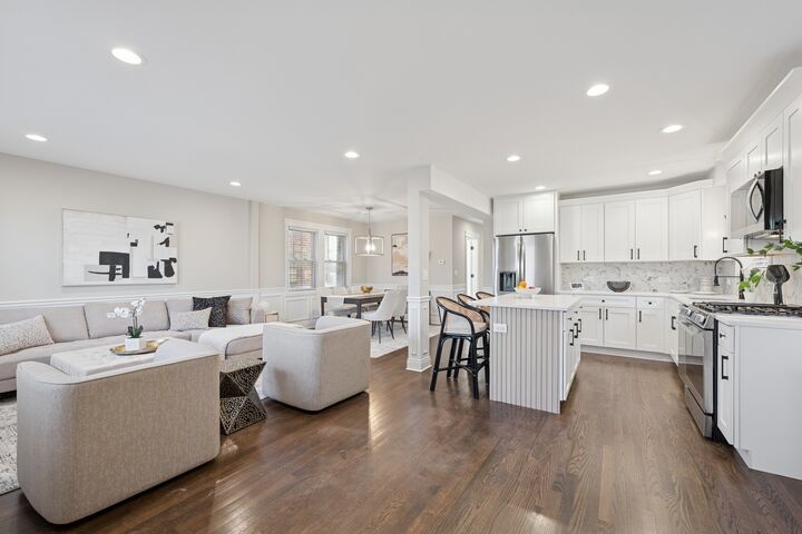 Property Photo:  7654 S Seeley Avenue  IL 60620 