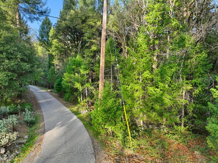 Property Photo: 17631 Greenhorn Road CA 95945