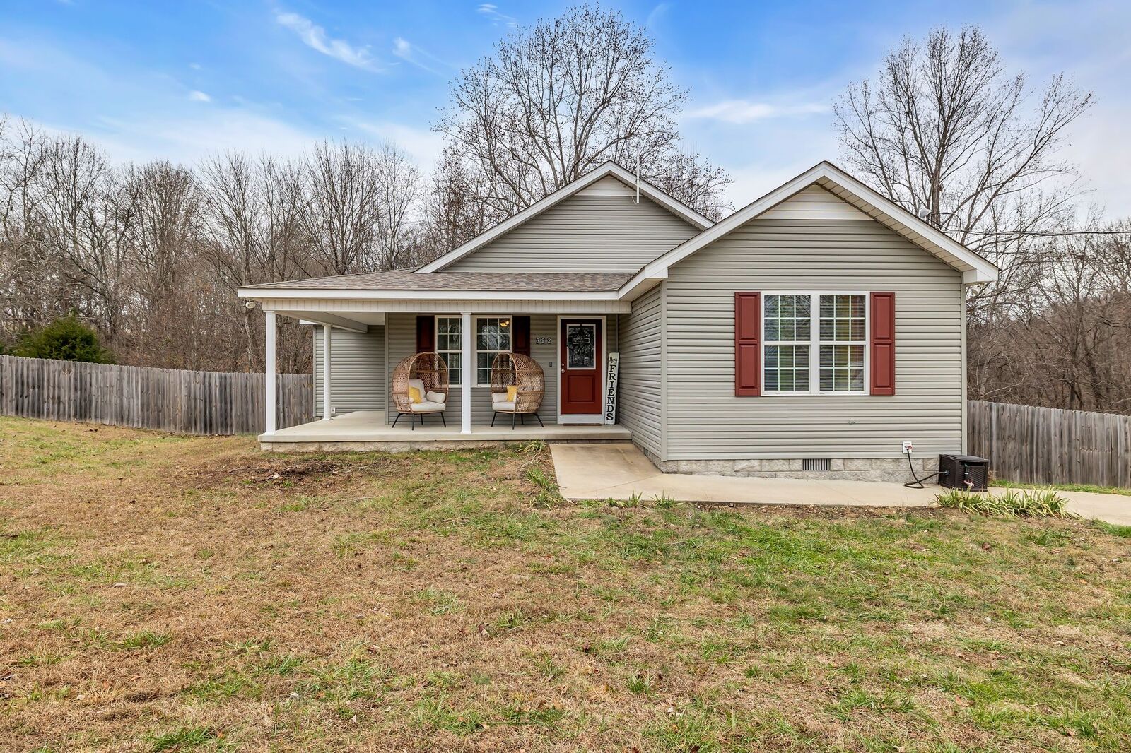 Property Photo:  692 Milky Way Dr  TN 38478 