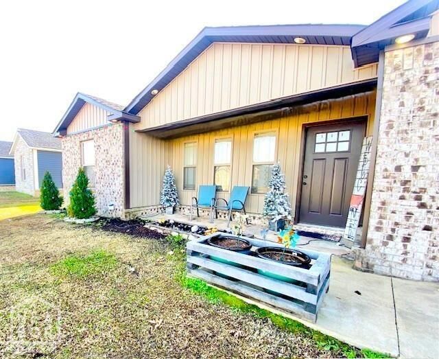 Property Photo:  206 Stacy  AR 72450 