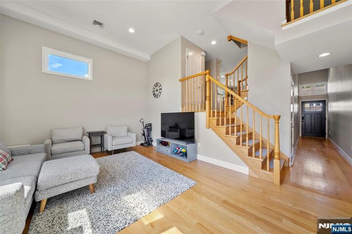 Property Photo:  17B Chamberlain Avenue  NJ 07643 