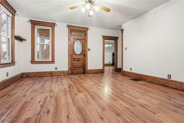 Property Photo:  4692 Beechwood Avenue NE  OH 44669 