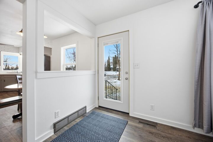 Property Photo:  1155 Rossman Avenue  MN 56501 