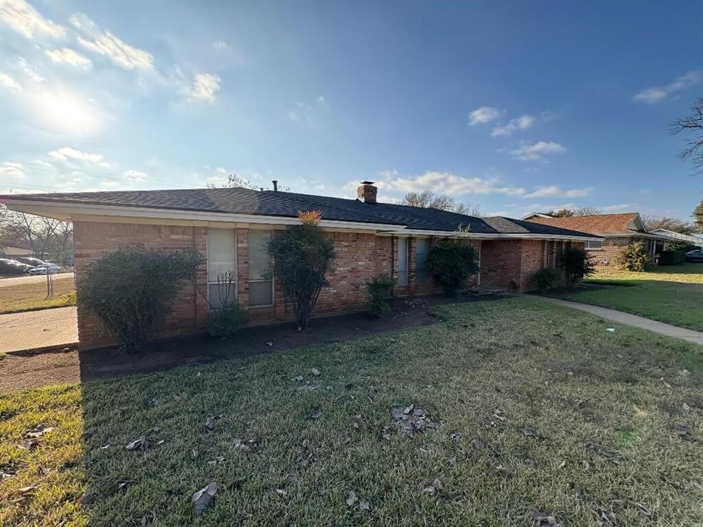 Property Photo: 7608 Natalie Drive TX 76134
