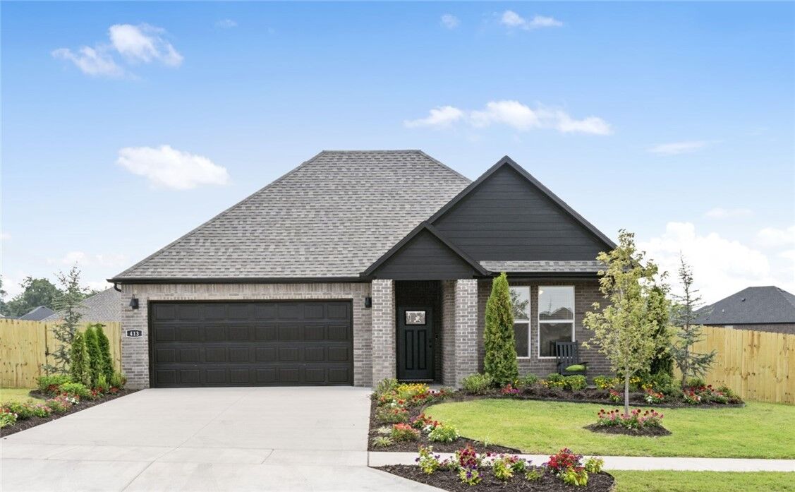 Property Photo:  518 W Canada Drive  AR 72730 