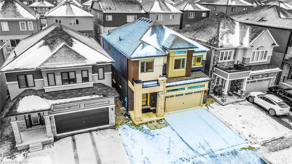 Property Photo:  18 Brewis Street  ON N3L 0L2 