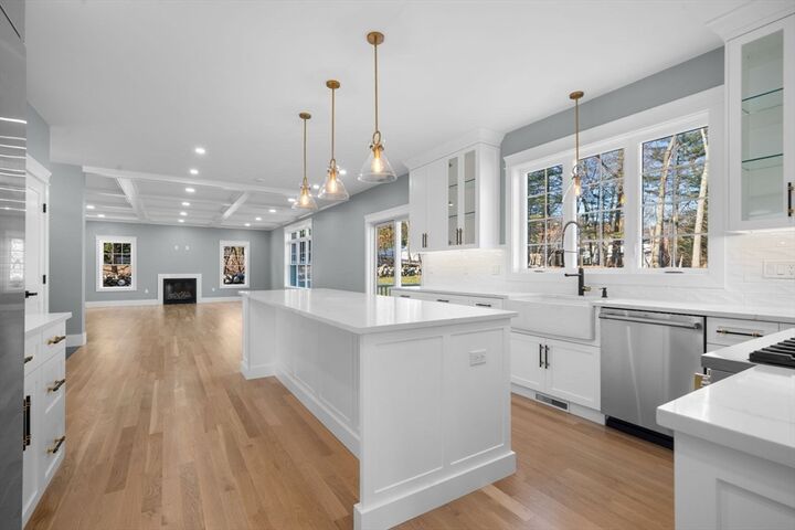 Property Photo:  1A Highland Way  MA 01803 