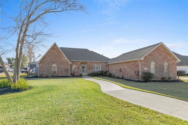 Property Photo:  1673 Hollow Cove Lane  LA 70611 